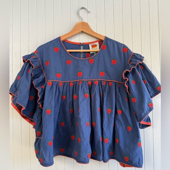 Farm Rio Strawberry Ruffle Blouse - Picture 1 of 11